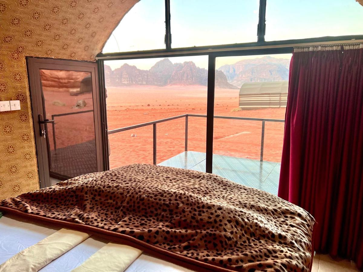 Wadi Rum Shooting Stars Camp Екстериор снимка