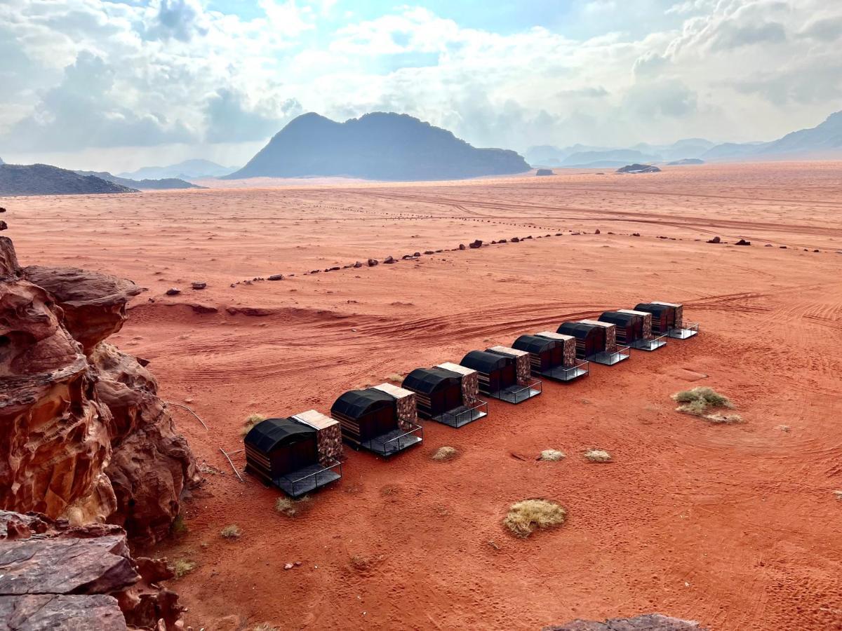 Wadi Rum Shooting Stars Camp Екстериор снимка